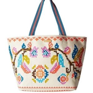 Vera Bradley  NWT Canvas Beach XL Tote